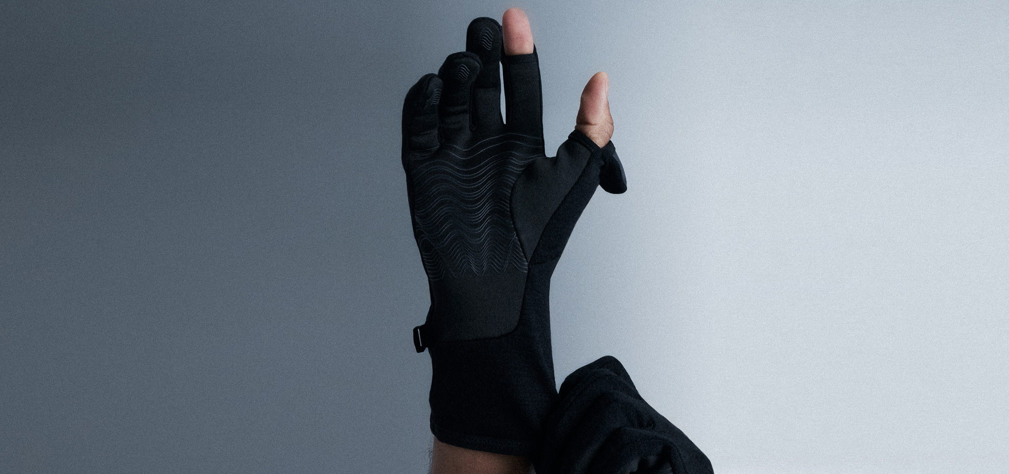 WINTER GLOVES & MITTENS