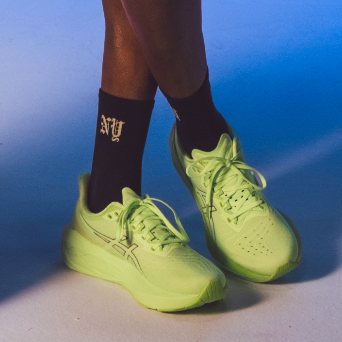Lite Run™ Quarter Sock Capsule - NY Navy with White - 2 Pack