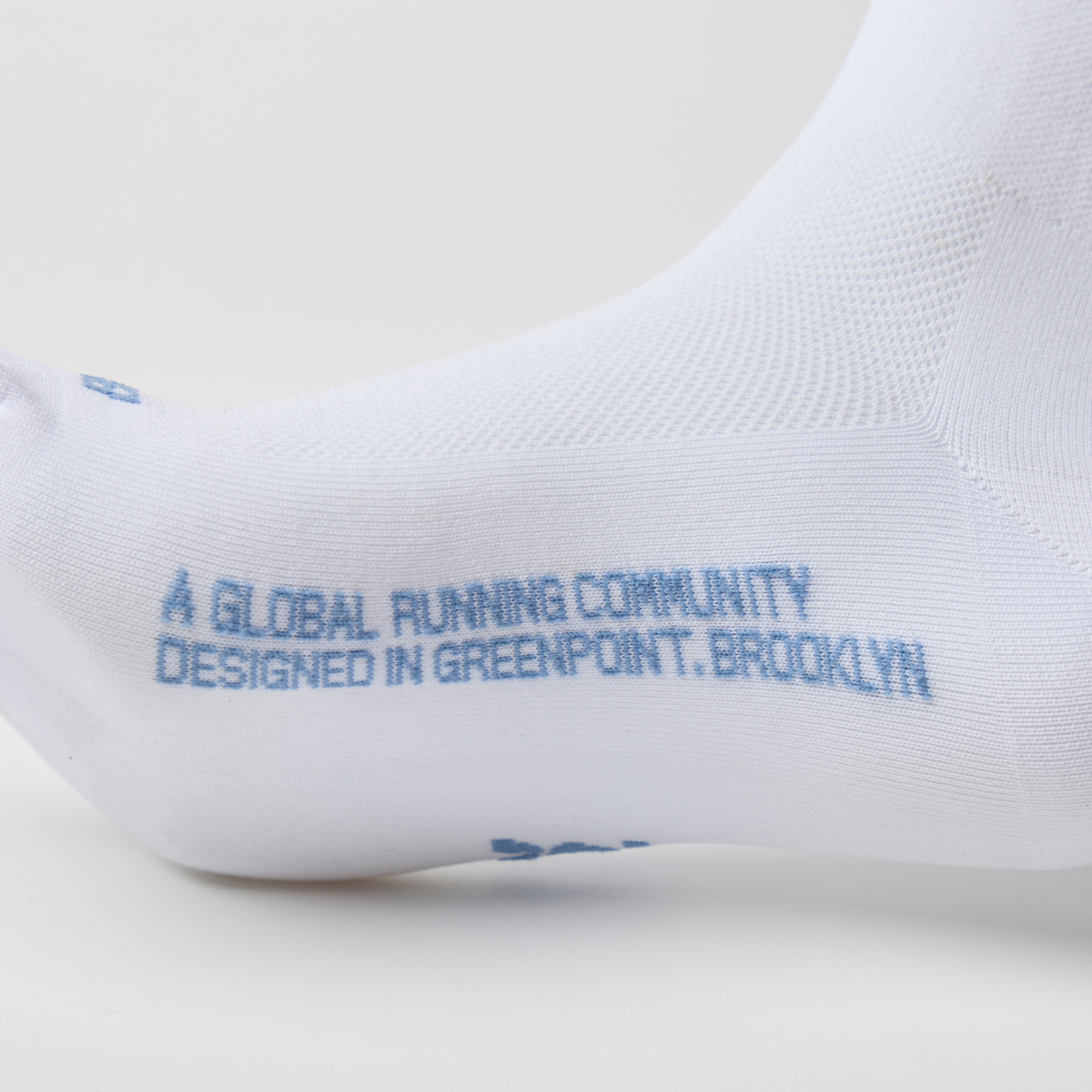 Lite Run™️ Quarter Socks - White with Skyline - 2 Pack