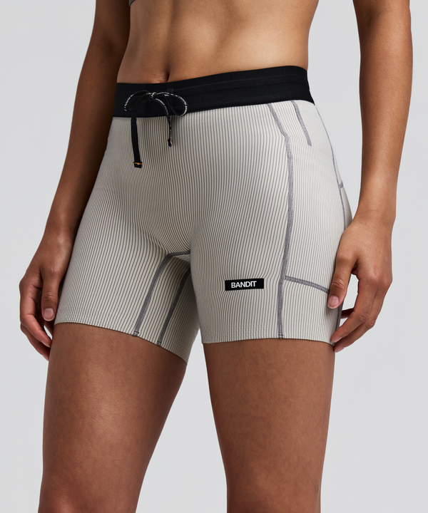 Women's Striped Cadence™ 5" Compression Shorts - Plaster / Slate