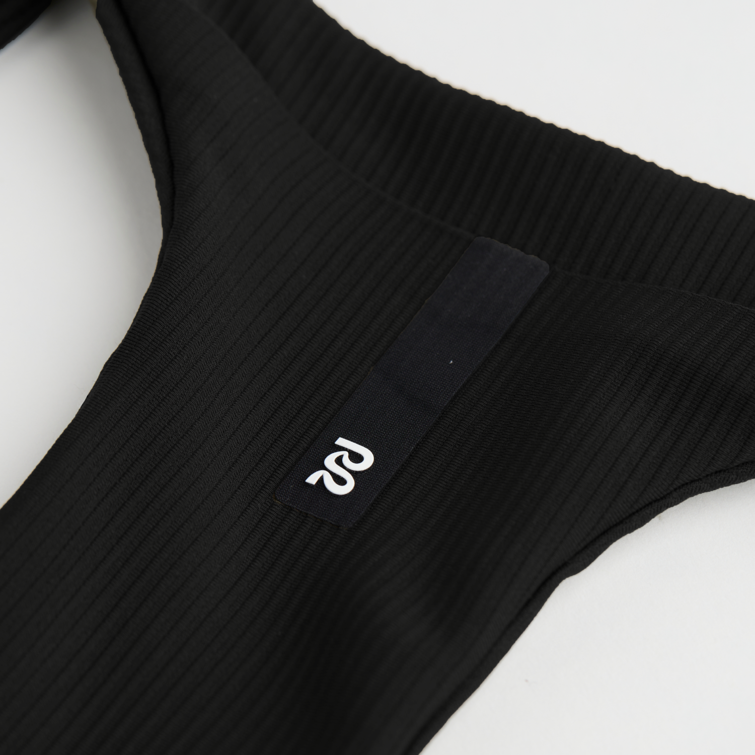 Cadence™ Scoop Neck Run Bra - Black