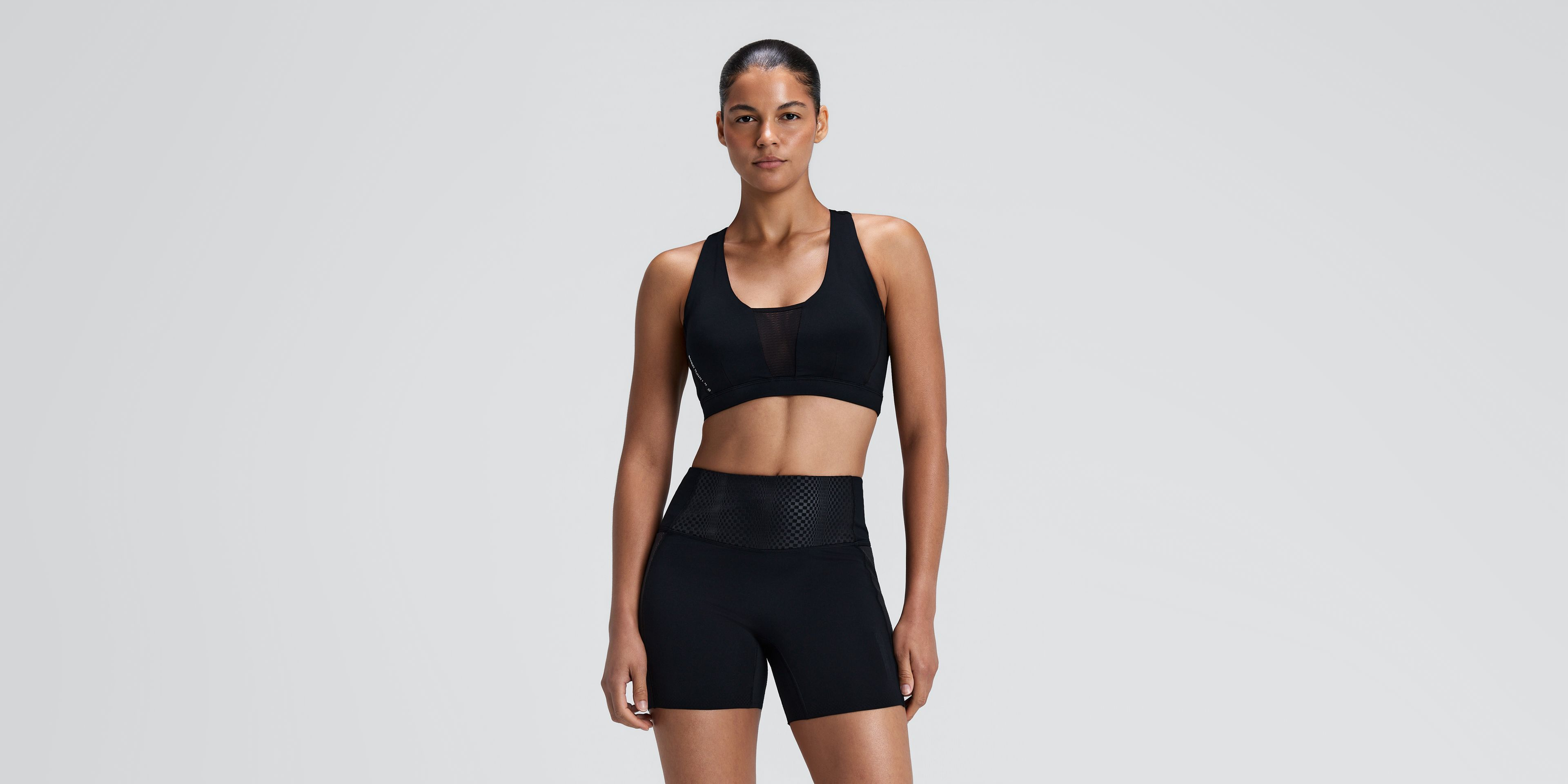 Women's Stamina-V™ GeoMesh™ V-Neck Run Bra - Black