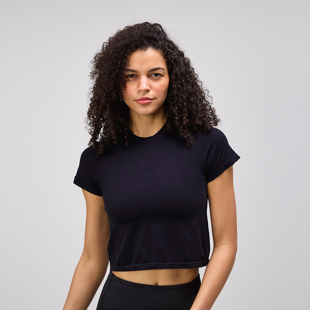 Mercury Seamless™ Women's Crop Tee - Black