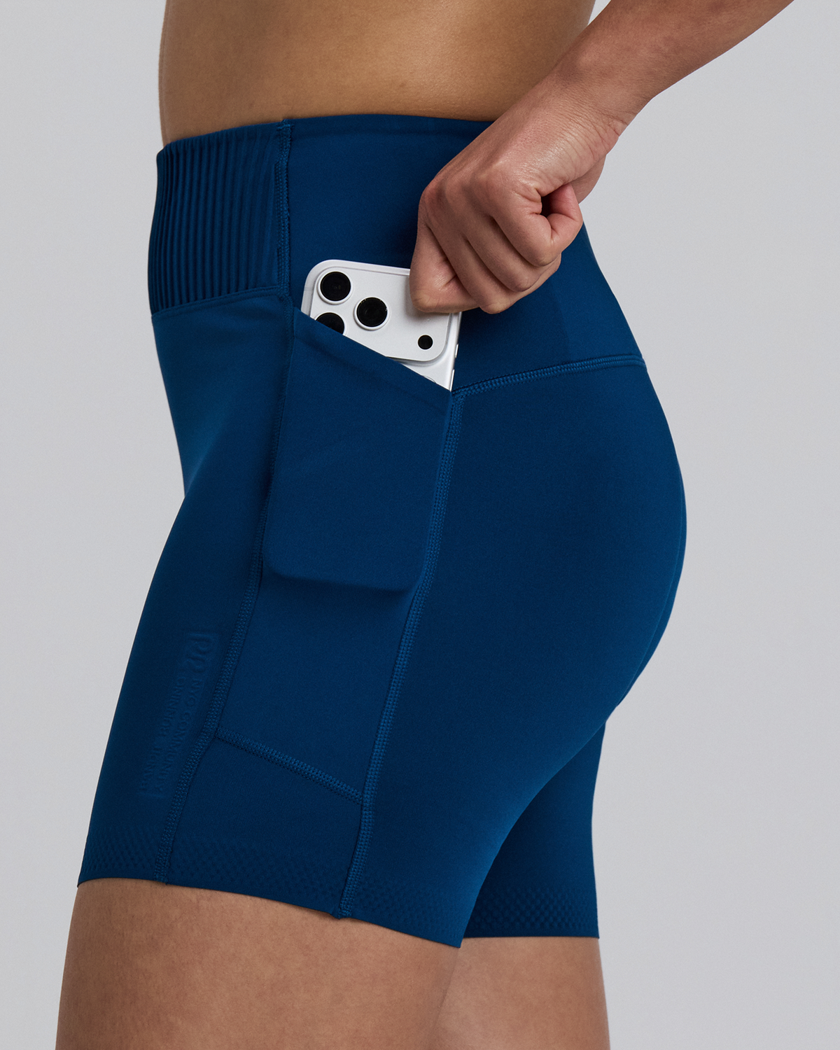 Women's Stamina-V™ High Waist 5" Compression Short - Ink Blue