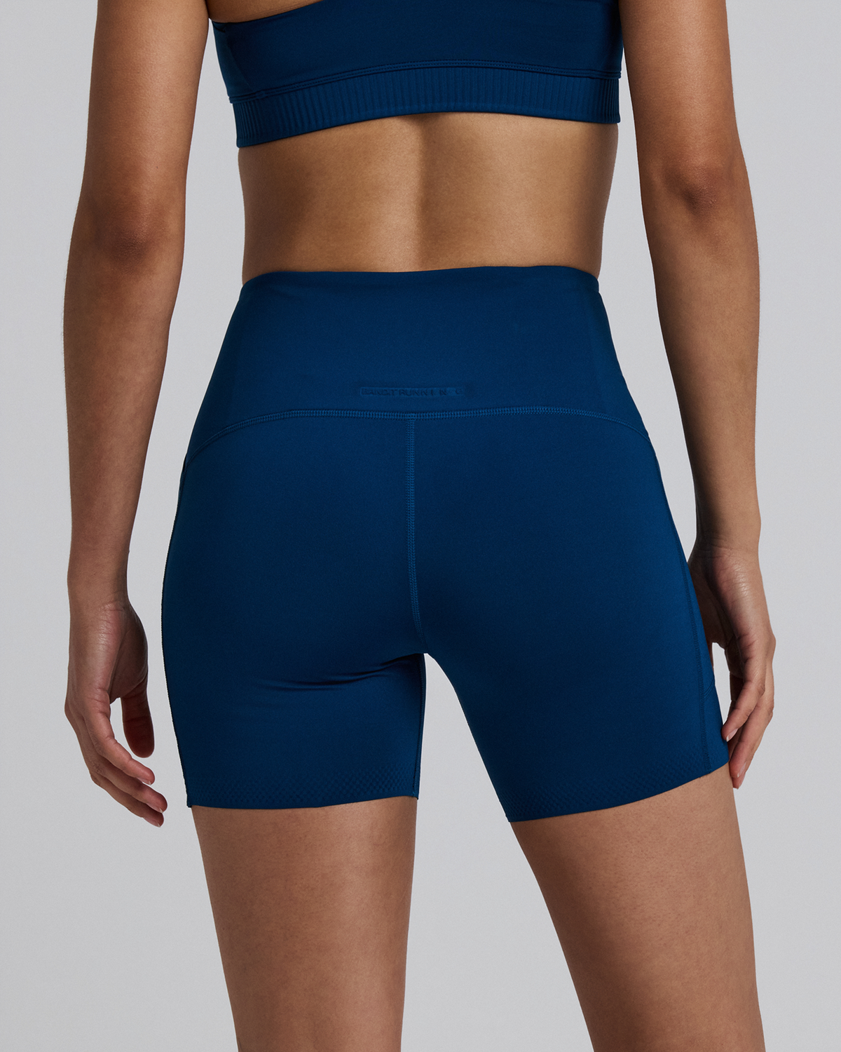 Women's Stamina-V™ High Waist 5" Compression Short - Ink Blue
