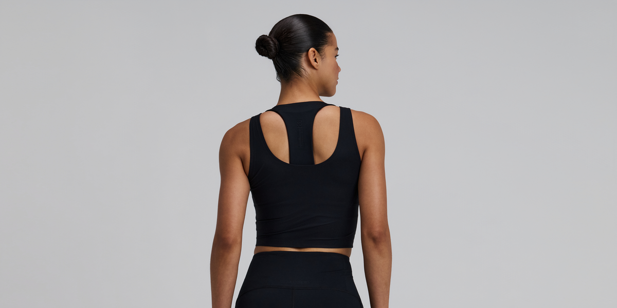 Women's Adapto™ Scoopneck Distance Tank - Black
