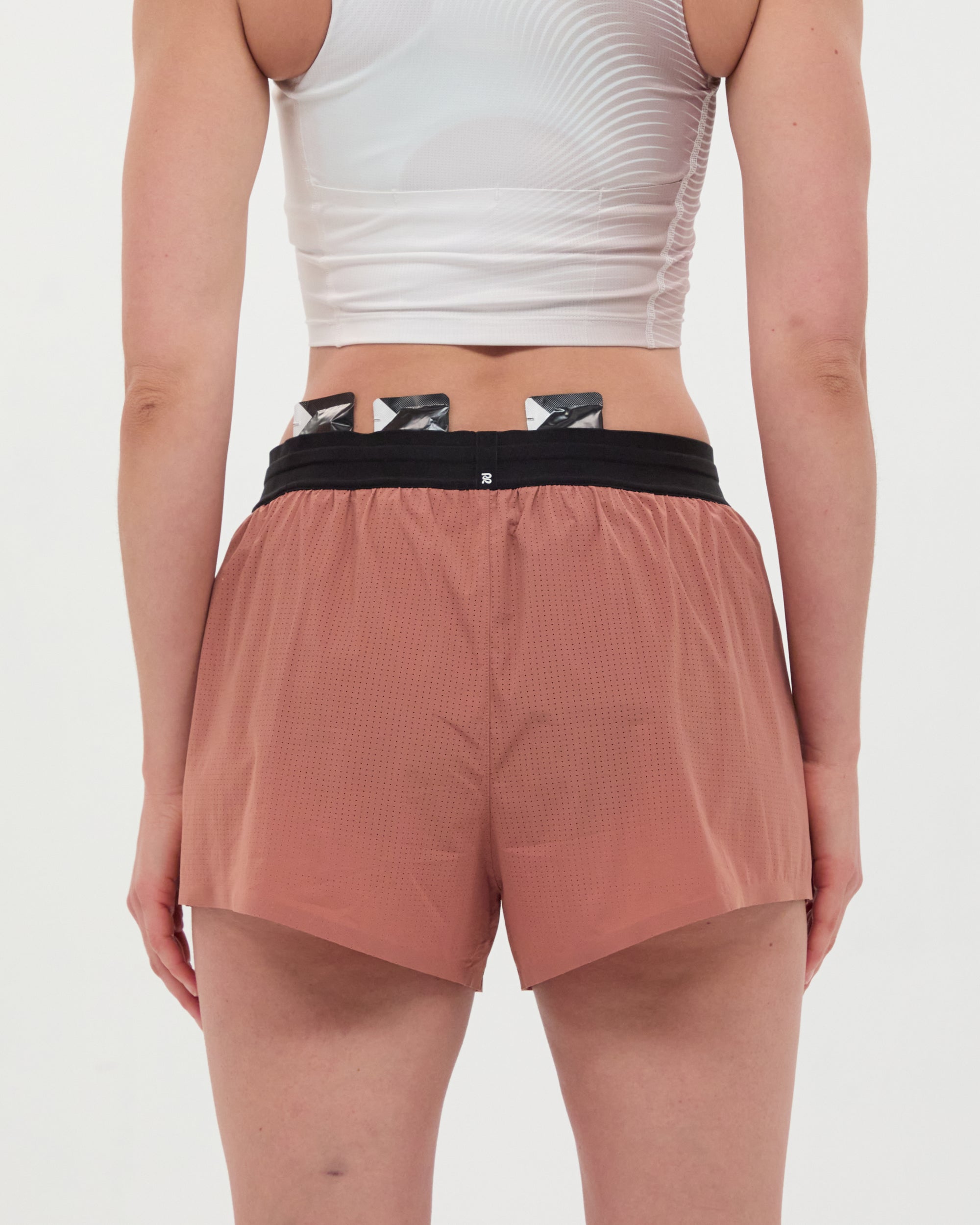 ALOUND | STYLE ：ALOUND TWOTUCK BELTED VENTILATION NYLON