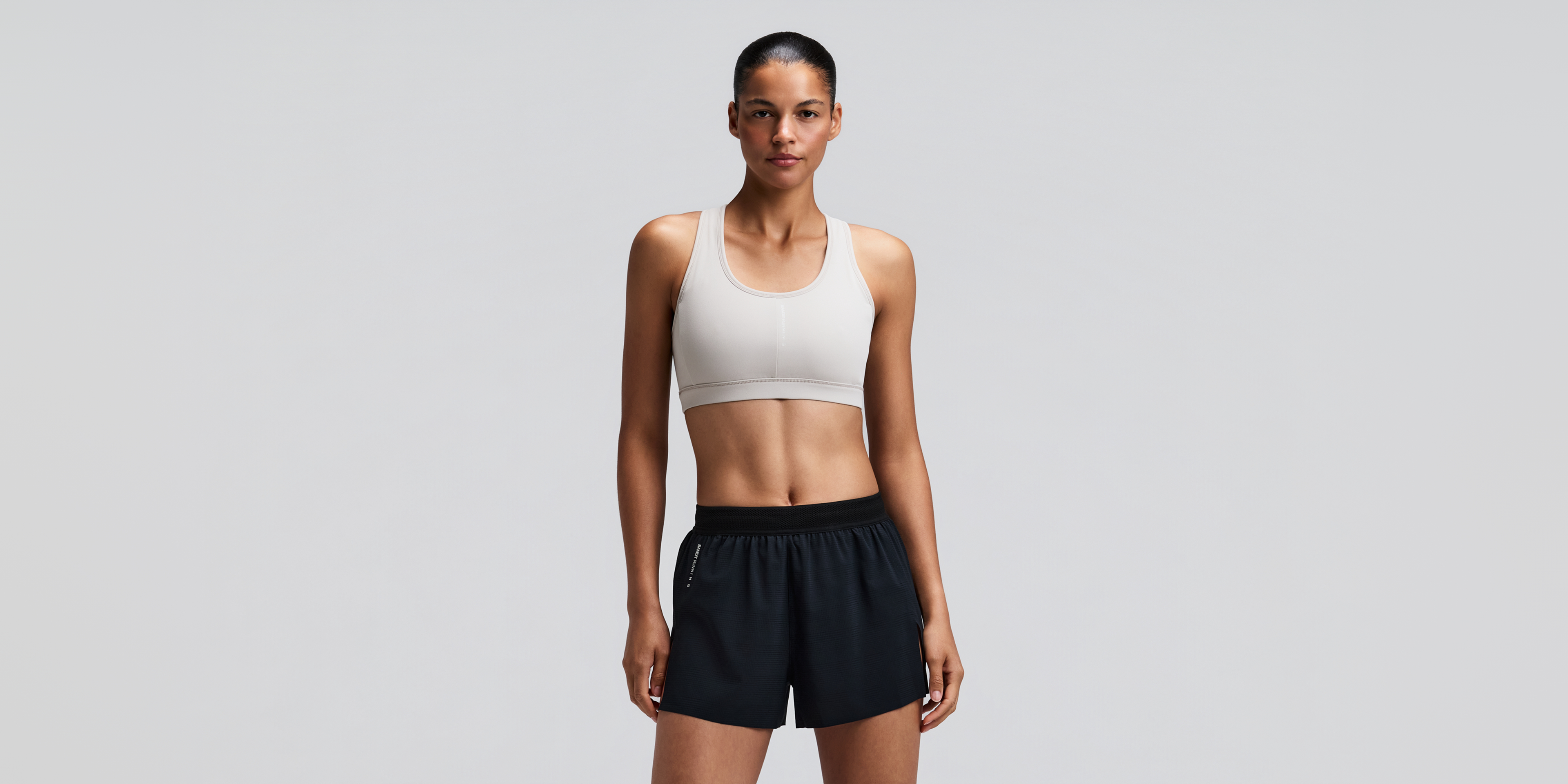 Women's Vanisher™ Reverso™ Scoop Neck Run Bra - Black / Plaster