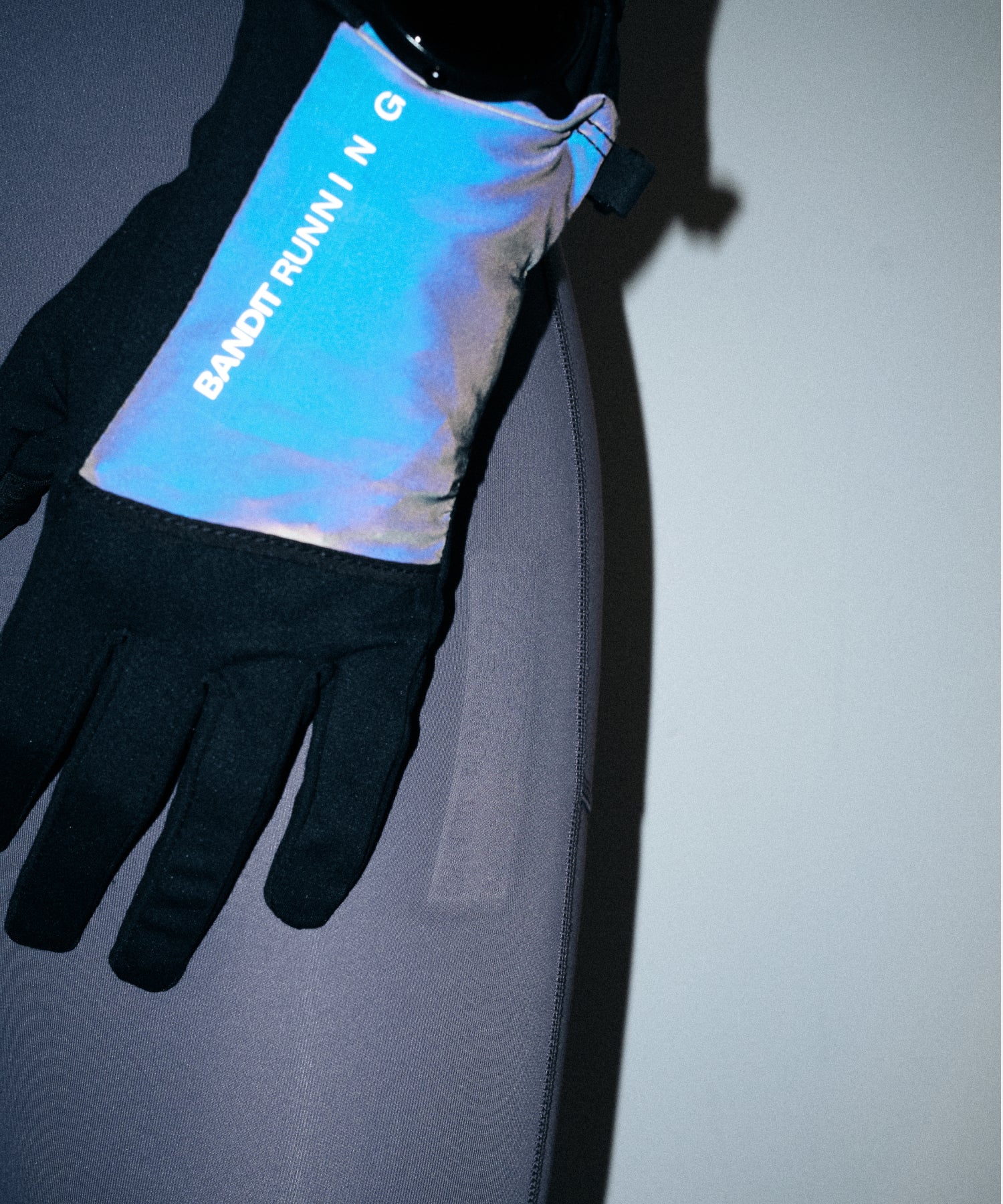 Reflecto Hatch Windproof Mittens - Black