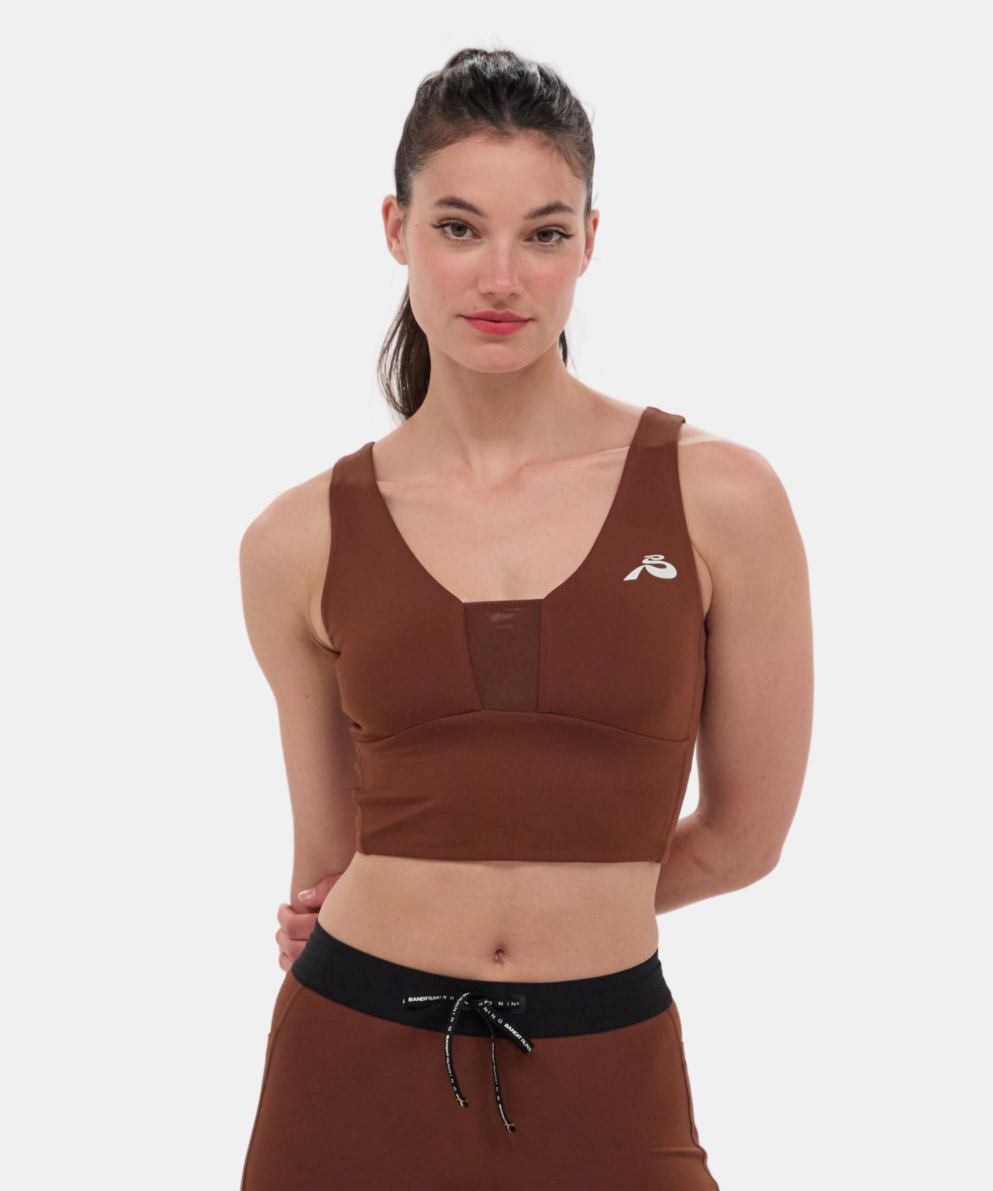 Stamina™ Vela Race Crop - Coffee Bean