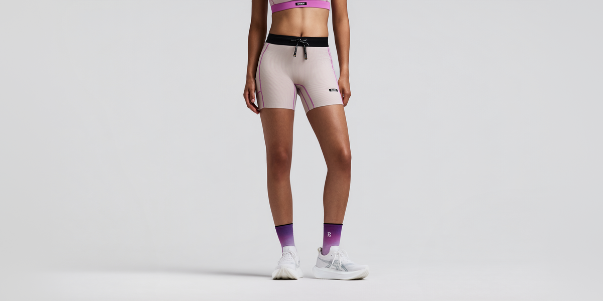 Women's Striped Cadence™ 5" Compression Shorts - Plaster / Orchid