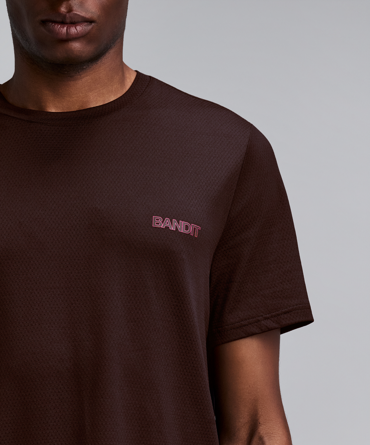 Men's Micromesh™ Short Sleeve Run Tee - Espresso