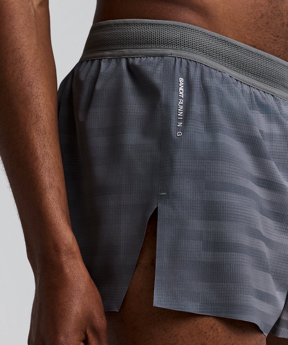 Men's CoolGrid™ 3" Split Short - Uneven Gradient - Plaster / Slate
