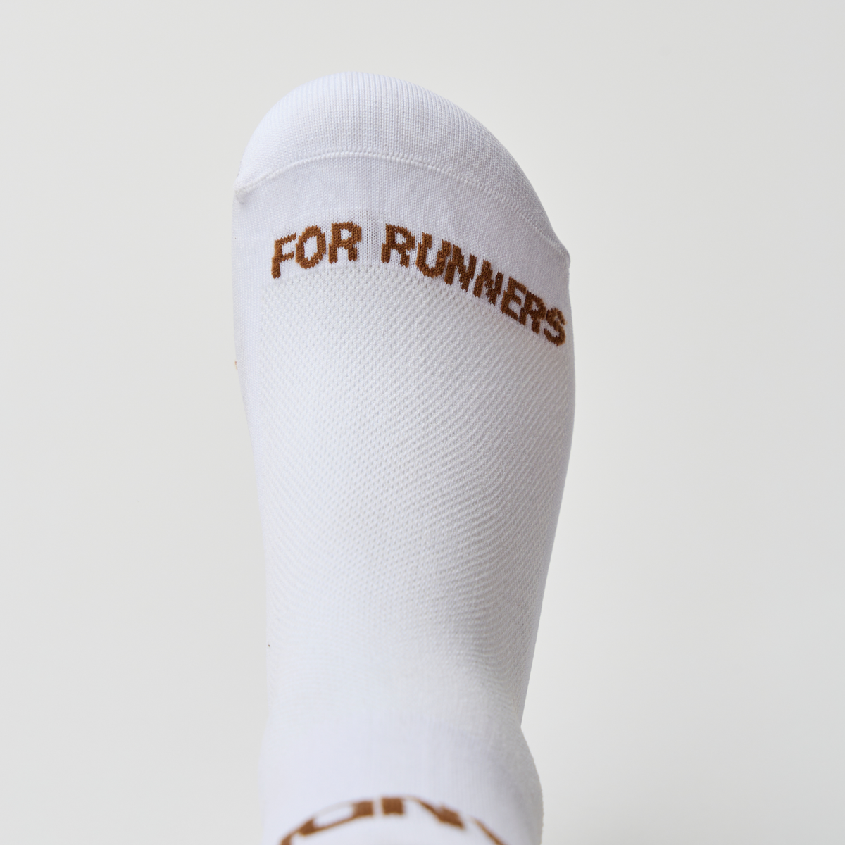 Lite Run™️ White/Nutmeg Quarter Socks - 2 Pack | Bandit Running
