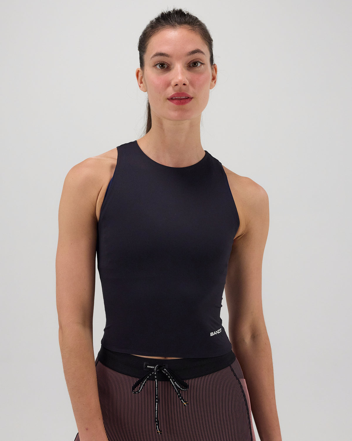 Adapto™ Distance Tank - Black