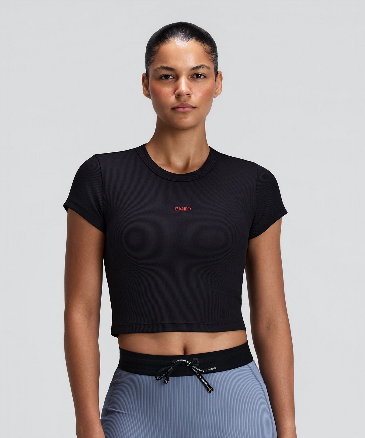 Women's Vituccia™ Cropped Performance Tee - Black