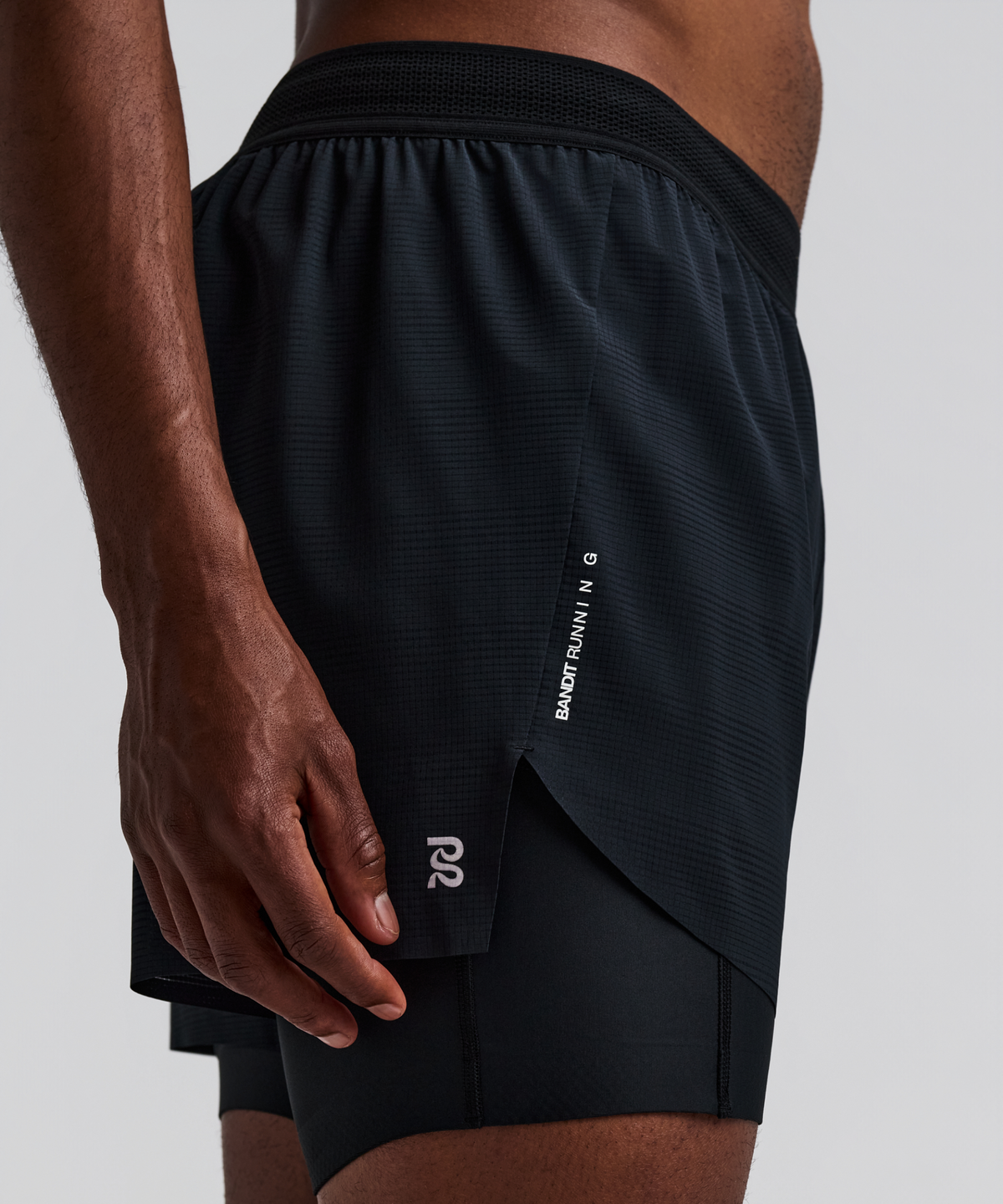 Men's CoolGrid™ 2-in-1 Run Short - Black Men's CoolGrid™ 2-in-1 Run Short - Black