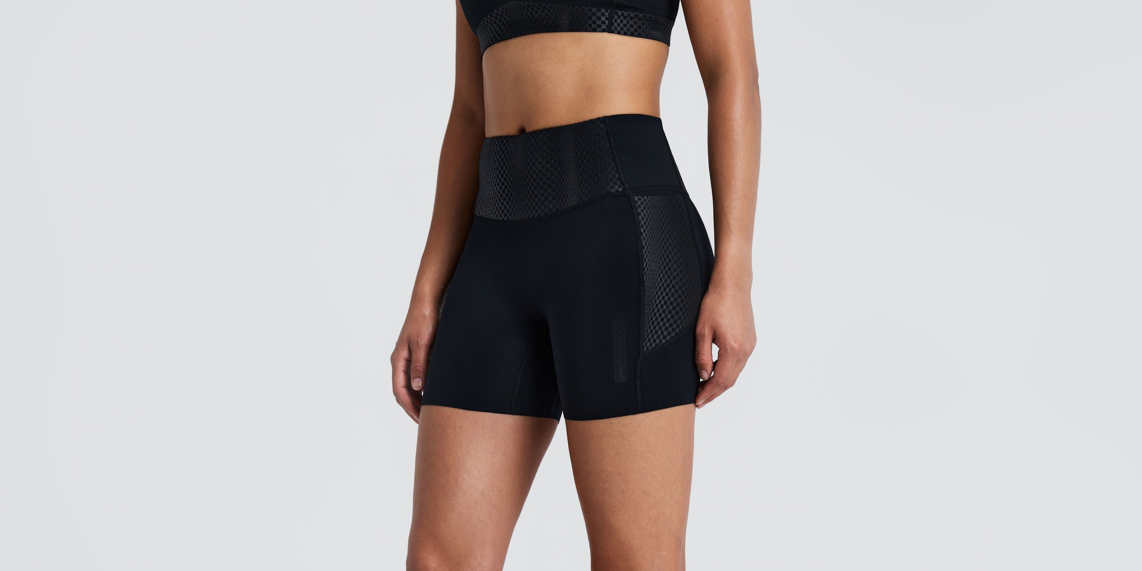 Women's Stamina-V™ Threshold 5" High Waist Compression Shorts - Black