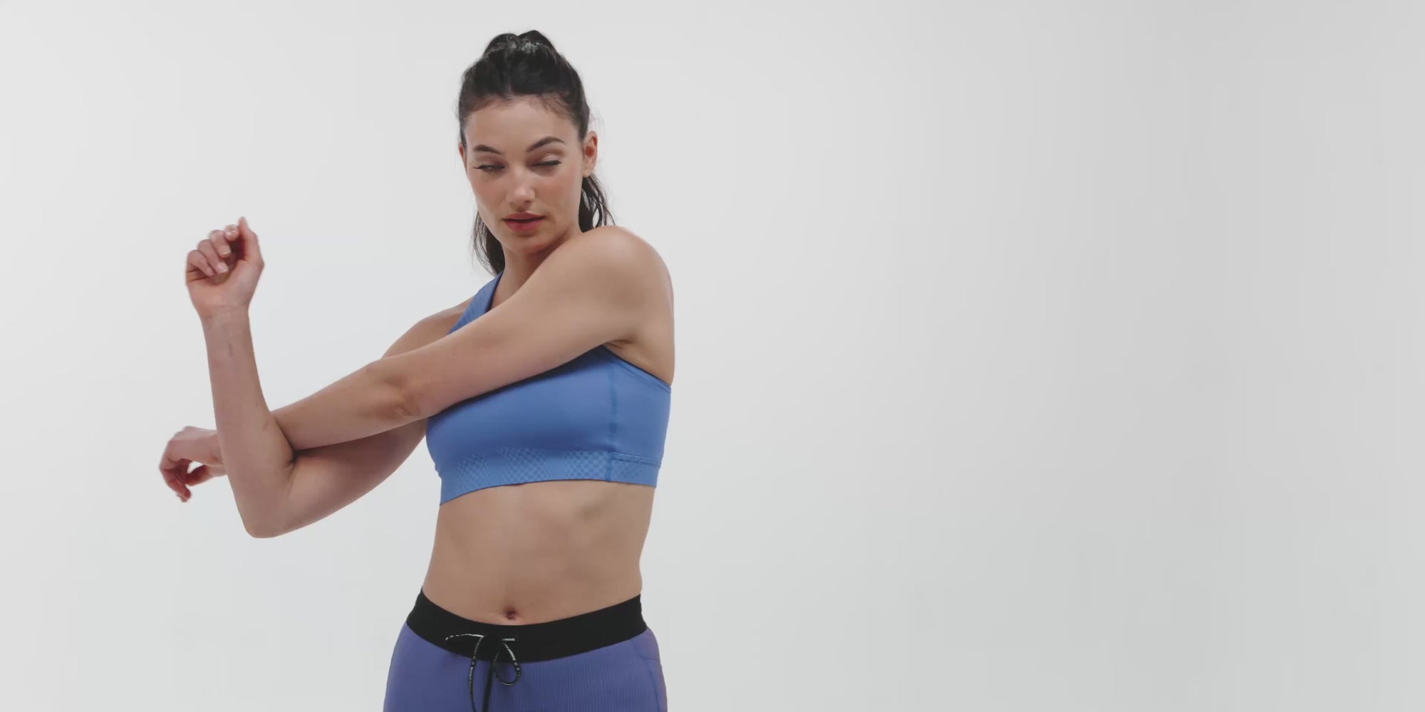 Stamina™ Scoop Neck Run Bra - Deep Peri Blue