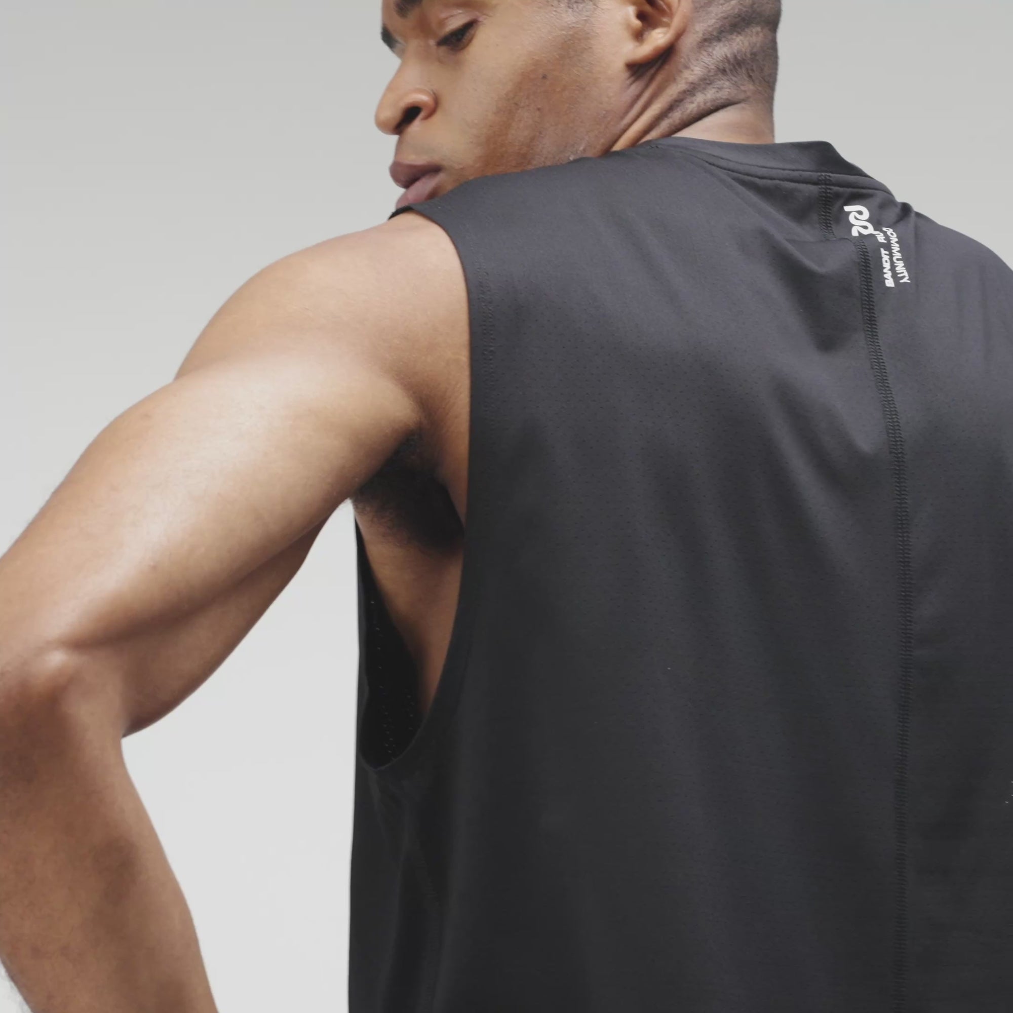 NanoMesh™ Men's Run Tank - Black