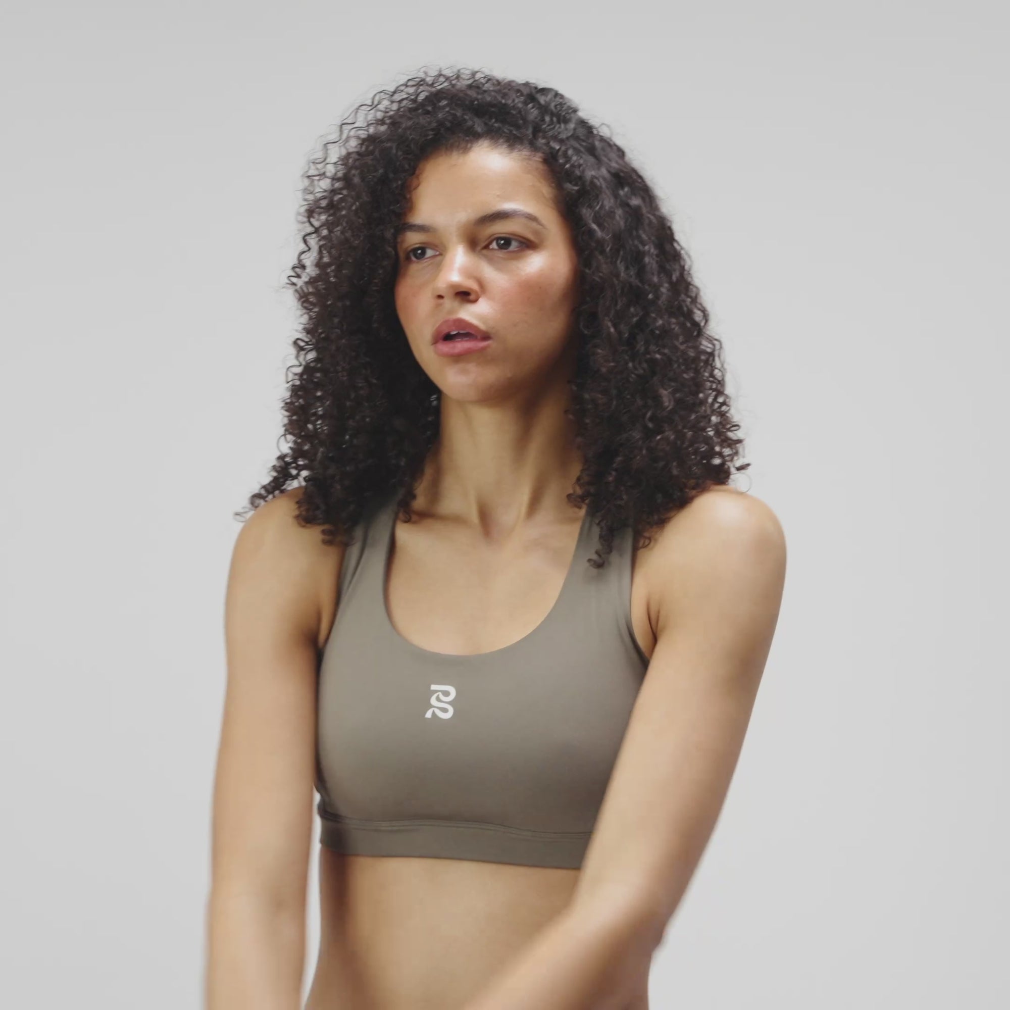 Stamina™ Scoop Neck Run Bra - Fatigue