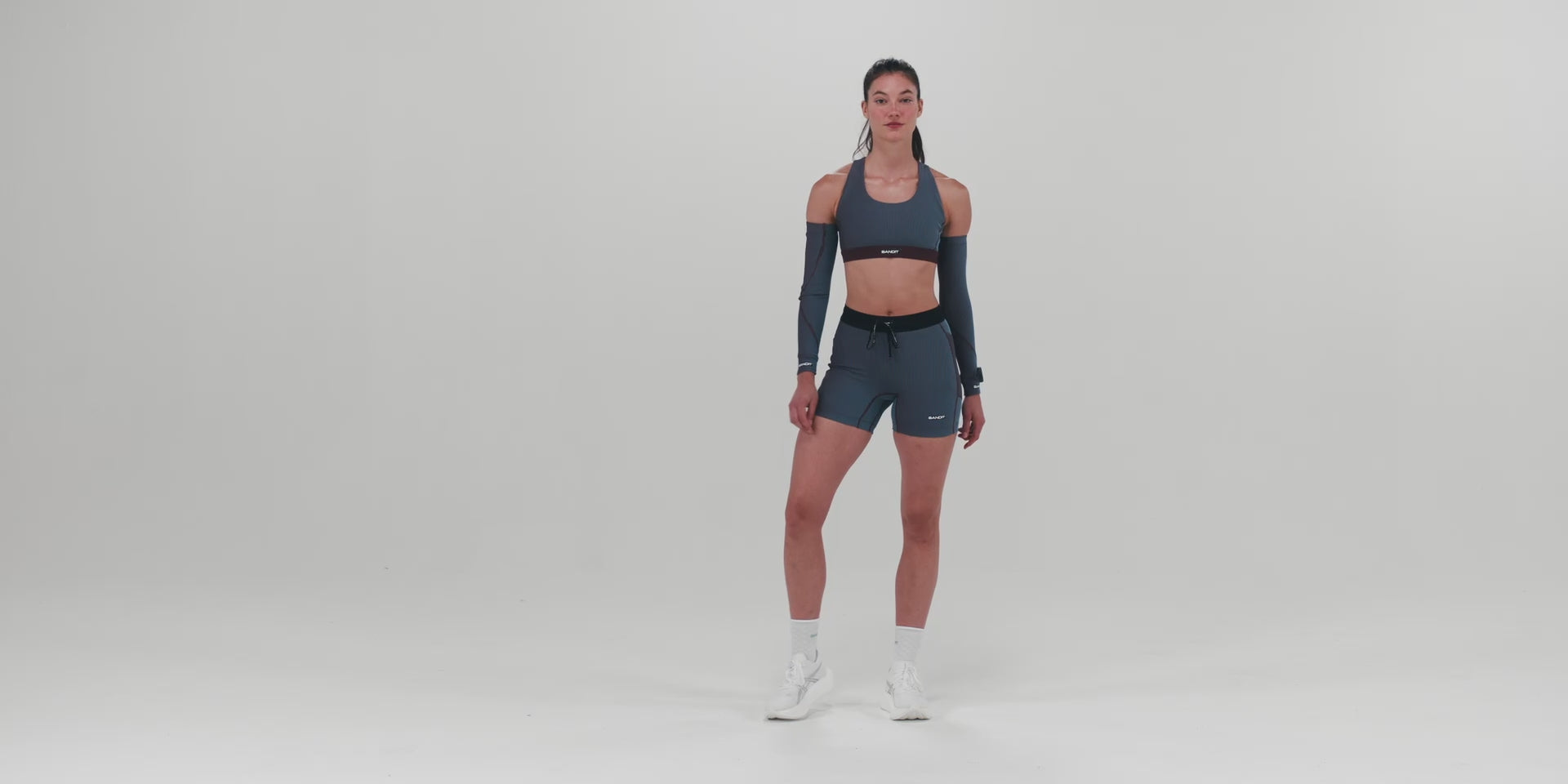 Striped Cadence™ Scoop Neck Run Bra - Fig / Vintage Blue