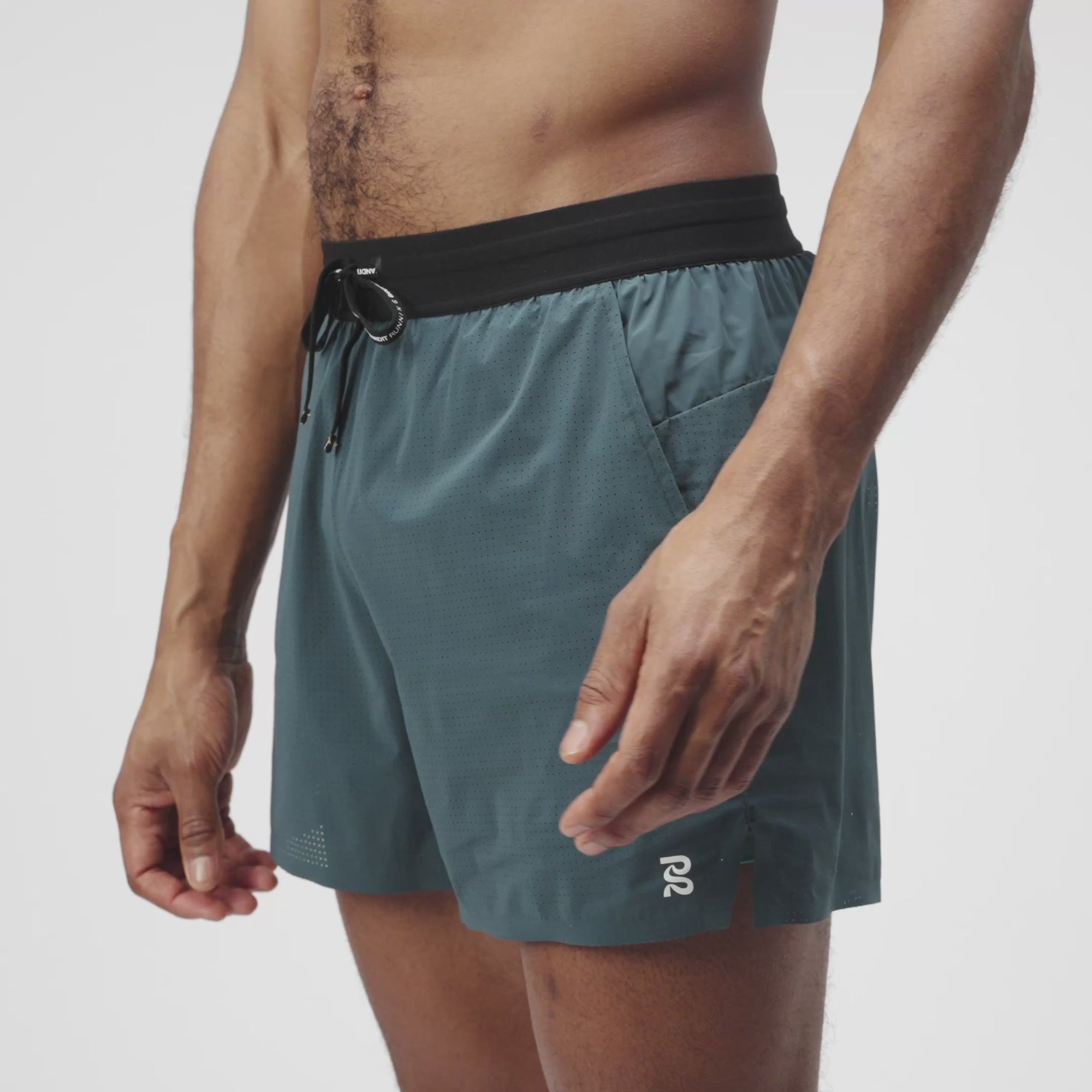 【AAKE】CUT-OFF TRAINING BERMUDA PT 2_1_PDP_Hero_7617cf9d-e97b-
