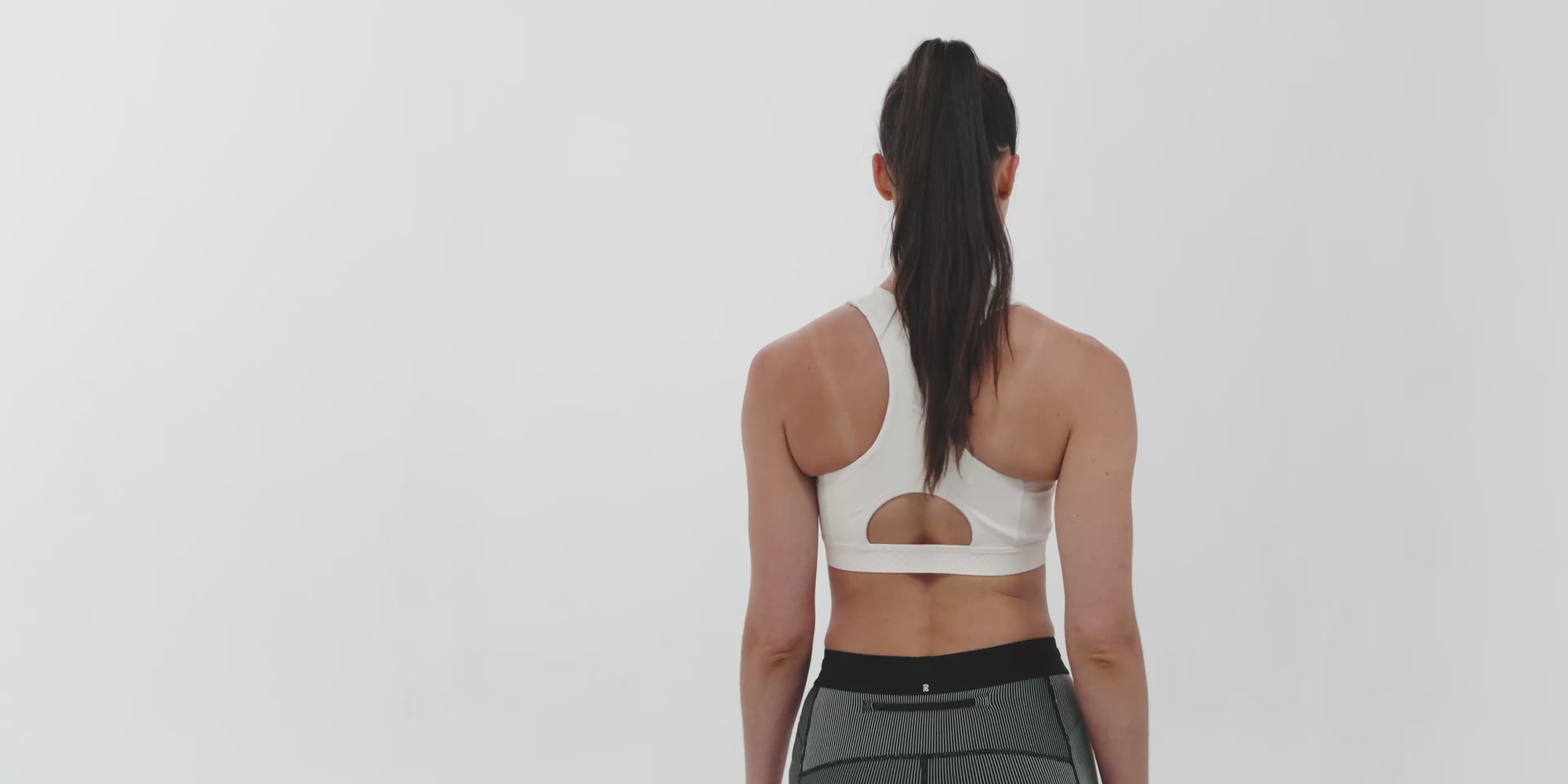 Stamina™ Scoop Neck Run Bra - Chalk