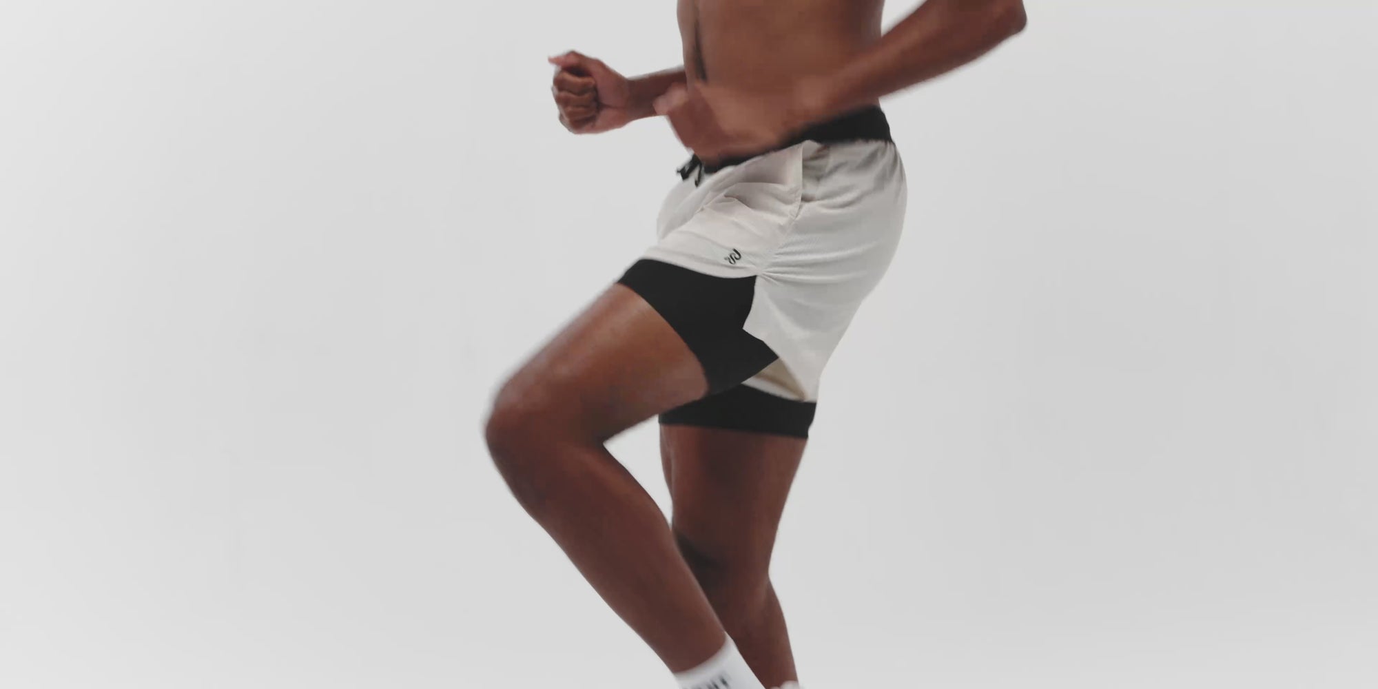 Men's Vento™ 2-In-1 Run Short - Champagne