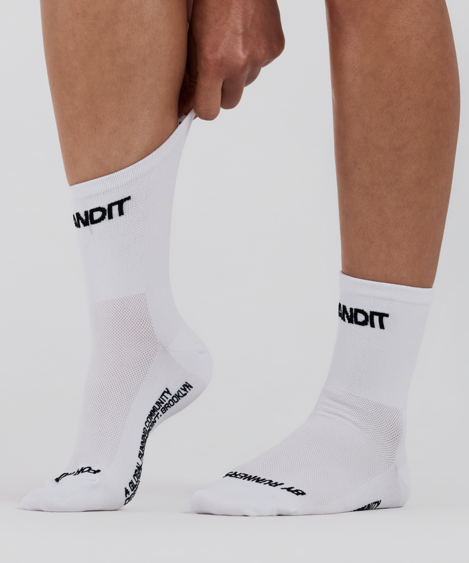 Lite Run™ Spring Motif Quarter Socks - White / Black