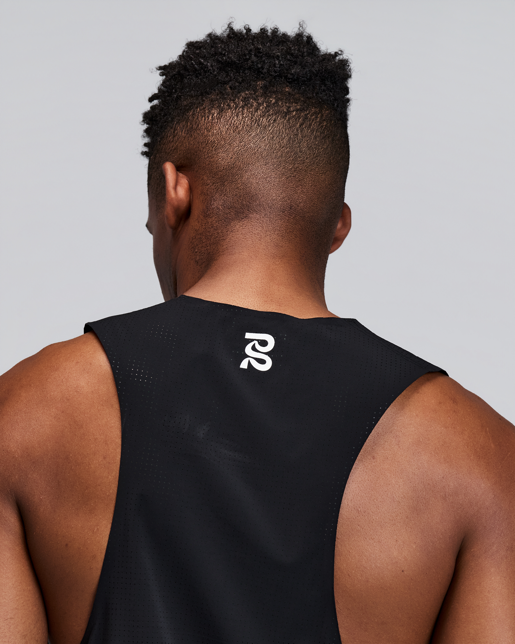 Vento™ Men's Running Singlet - Black | Bandit Running